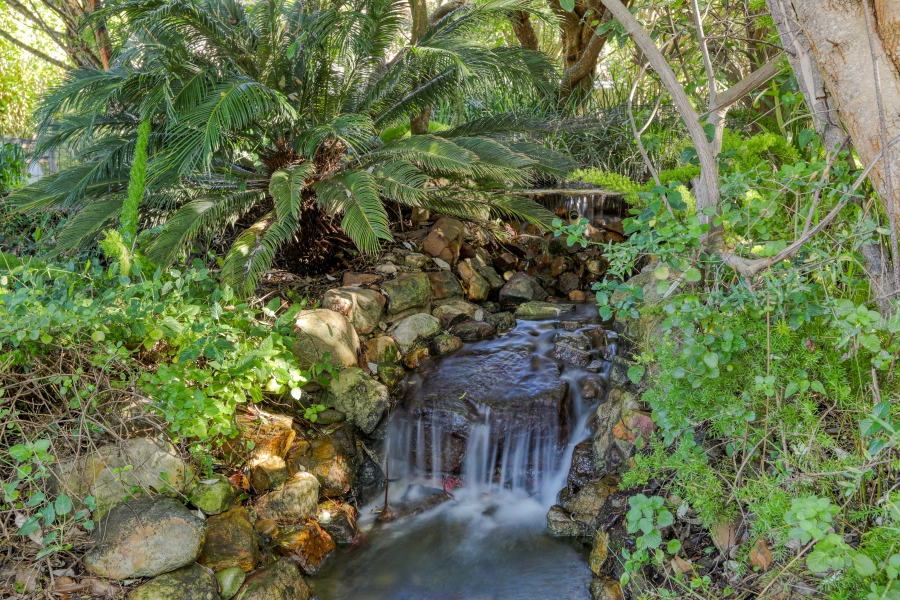 7 Bedroom Property for Sale in Zwaanswyk Western Cape